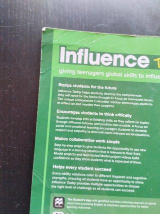 INFLUENCE TODAY 1 Student's book: libro de text...