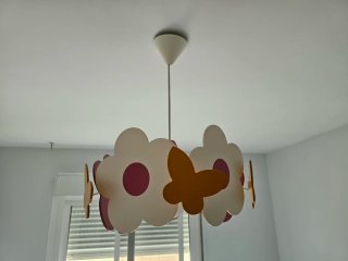 Lámpara infantil techo flores y mariposas