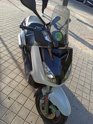 Yamaha Xmax 250cc Blanca