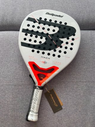 Pala Bullpadel Hack Advance Nueva