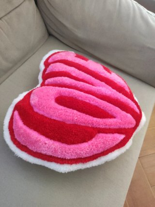 Cojín Corazón LOVE Tufting Lana Hecho a Mano