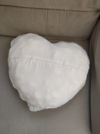 Cojín Corazón LOVE Tufting Lana Hecho a Mano