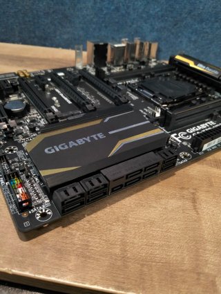 Placa Base Gigabyte X99-UD3 LGA2011-3 DDR4 ATX