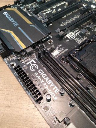 Placa Base Gigabyte X99-UD3 LGA2011-3 DDR4 ATX