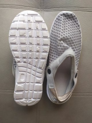 Zapatillas cómodas y frescas estilo Crocs inisex