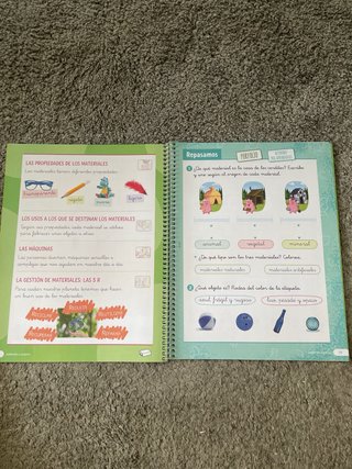 Ciencias de la Naturaleza. 1 Primaria. Revuela