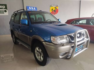 Nissan Terrano II 2000