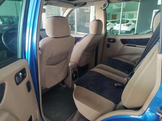 Nissan Terrano II 2000