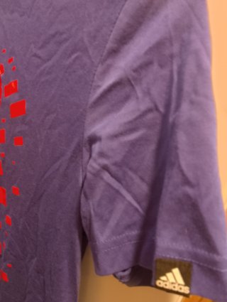 Camiseta Adidas Morada T. 13-14 usada