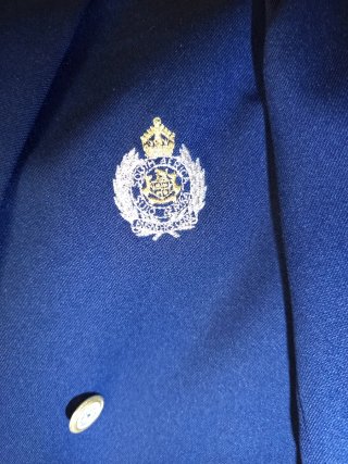 Traje Almirante Makira Comunión Azul/Dorado