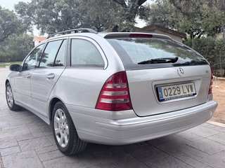 Mercedes-Benz Clase C 2005