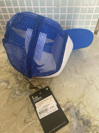 Boné Lightning Bolt S/M Novo
