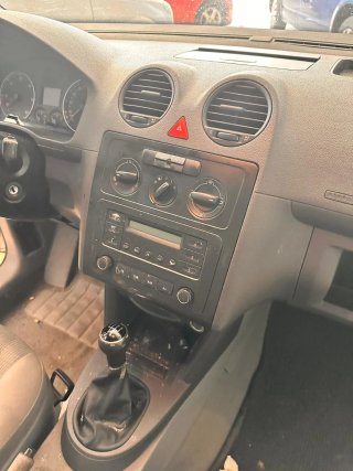 Volkswagen Caddy 2006