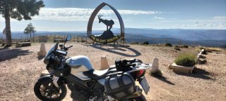 BMW F800R Plata y Negra