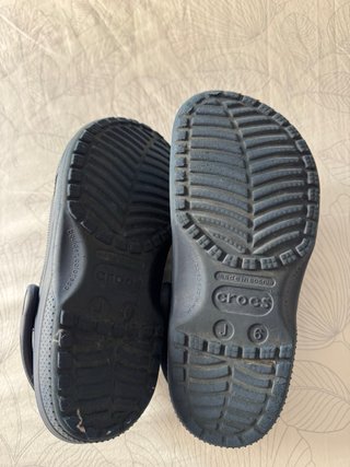 Zuecos Crocs Talla 38/39 (J6) Azul Marino