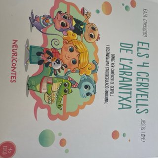 Col.lecció de 6 llibres en valencià i castellà