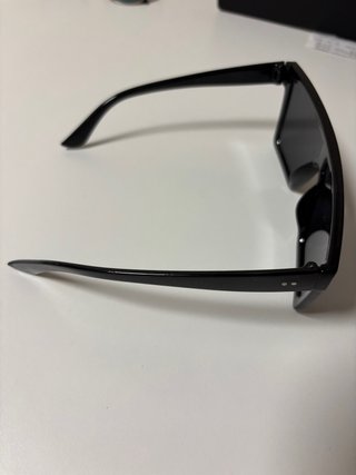 Gafas de sol espejo negras
