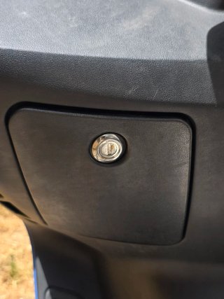 Kymco Xciting 500 AZUL con Baúl y Manta