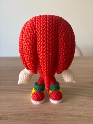 Muñeco Knuckles estilo crochet