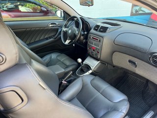 Alfa Romeo GT 2.0 JTS Distinctive