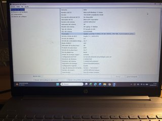 HP Laptop 15 i7 / 16GB Plata