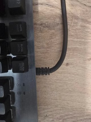 Teclado Logitech G513 Carbon con Reposamanos