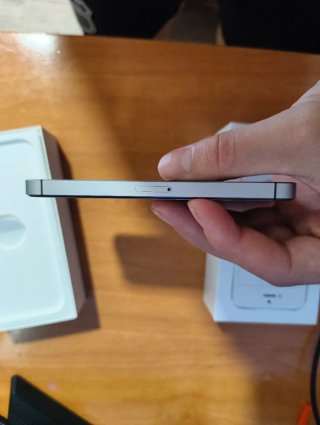 iPhone SE