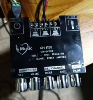Amplificador de Audio KH-K58 200W 2.1 Canal