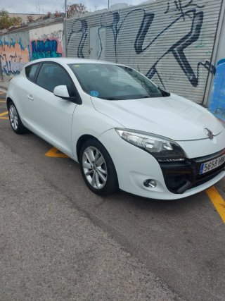 Renault Megane 2012 coupe