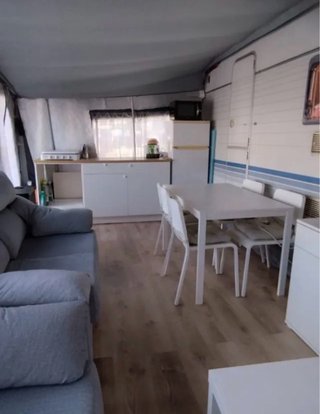 Caravana Camping Berga Resort