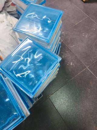 Bloque de cristal azul para mampara o cristalera