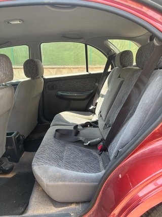 Nissan Almera 1998