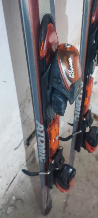 Esquís ATOMIC C-SERIES
