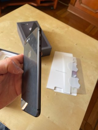 iPhone 8 Plus Grigio Siderale