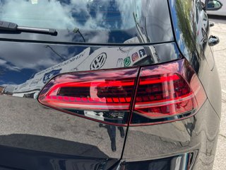 VOLKSWAGEN Golf Sport 2.0 TDI 110kW 150CV DSG