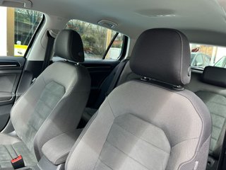 VOLKSWAGEN Golf Sport 2.0 TDI 110kW 150CV DSG