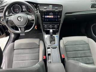 VOLKSWAGEN Golf Sport 2.0 TDI 110kW 150CV DSG