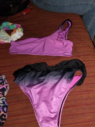 Bikini niña 10 años morado y negro marca tenth