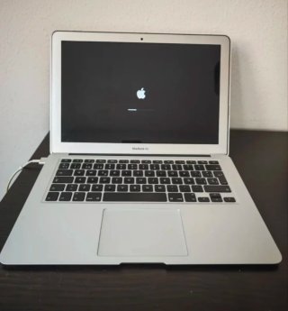 MacBook Air 13' (Modello 2017)
