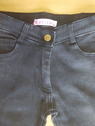 Conjunto vaquero y camiseta infantil