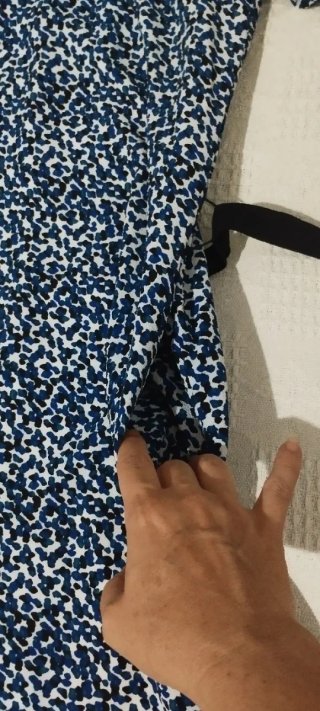 Vestido corto H&M estampado azul y negro Talla 34