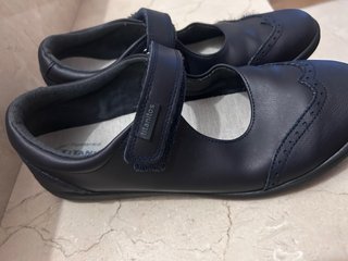 Zapatos colegiales azul marino talla 38