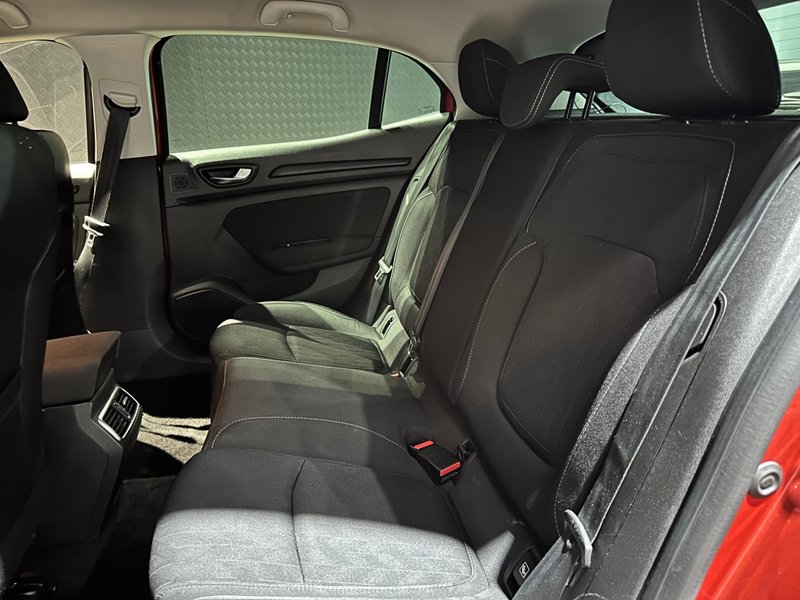 Renault Mégane 2019, foto 8