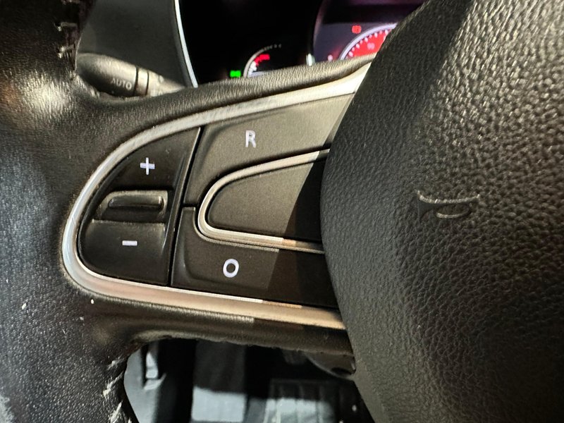 Renault Mégane 2019, foto 11