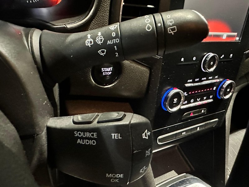 Renault Mégane 2019, foto 14