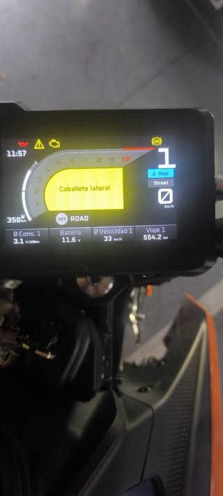 KTM Duke 125 2025 - 554 km