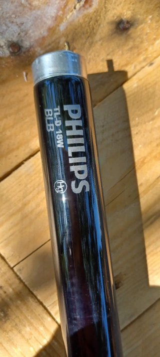 2 Tubos  Luz Negra Philips TL-D 18W BLB