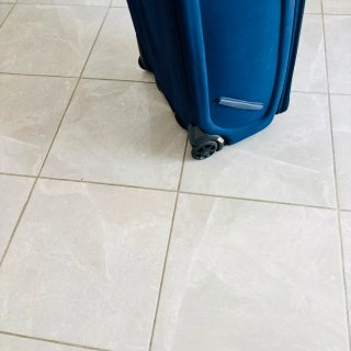 Maleta de viaje azul