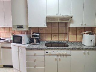 Habitación en alquiler cuellar / sagasta 330€