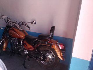 Daelim Daystar Cruiser Marrón/Naranja